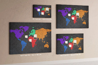 Weltkarte mit Korkrückwand farbenfrohes Design auf dunklem Hintergrund