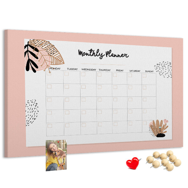 Korktafel stilvoller Monatsplaner mit floralen Akzenten
