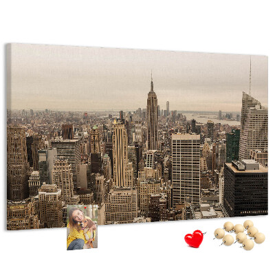 Kork-Pinnwand mit Motiv New Yorker Skyline und Wolkenkratzern