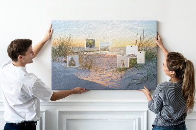 Bild mit Korkrückwand Sonnenuntergang über Strand und Dünen