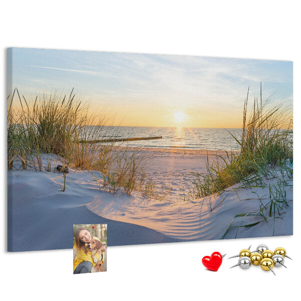 Bild mit Korkrückwand Sonnenuntergang über Strand und Dünen