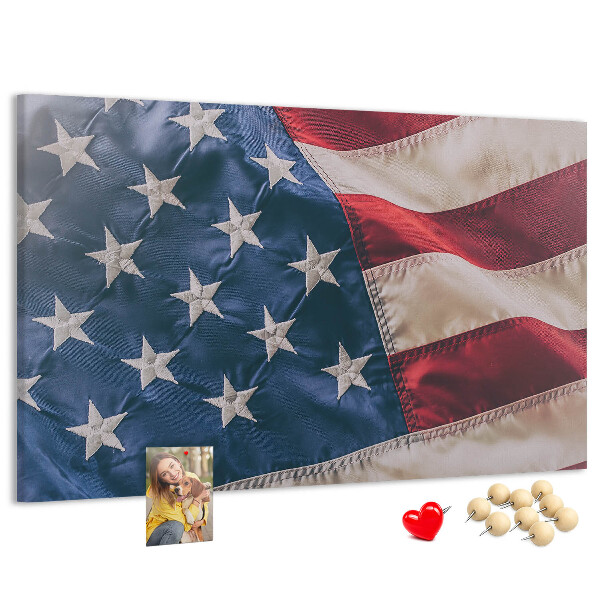 Korktafel mit Motiv der amerikanischen Flagge mit markanten Sternen