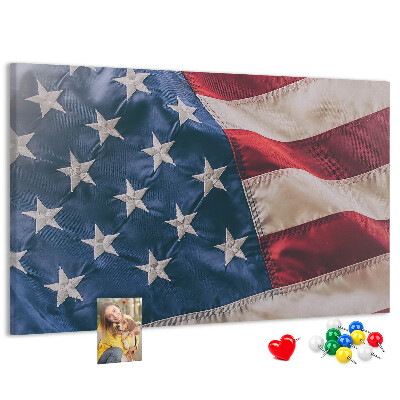 Korktafel mit Motiv der amerikanischen Flagge mit markanten Sternen
