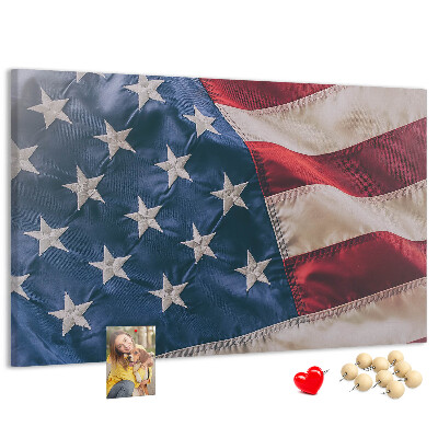 Korktafel mit Motiv der amerikanischen Flagge mit markanten Sternen