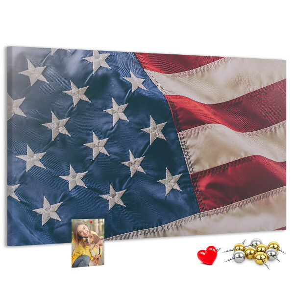 Korktafel mit Motiv der amerikanischen Flagge mit markanten Sternen