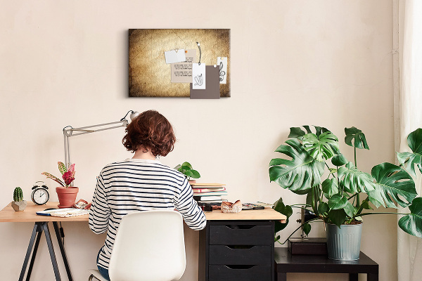 Weltkarte mit Korkrückwand antike Darstellung mit markierten Punkten