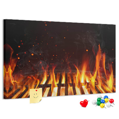 Bilder mit Korkrückwand brennendes Feuer vor einem Grillrost