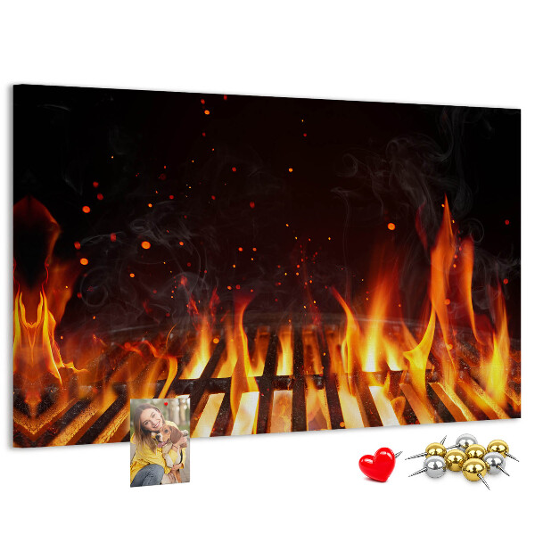 Bilder mit Korkrückwand brennendes Feuer vor einem Grillrost