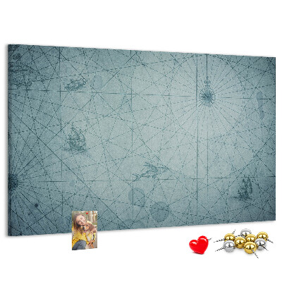 Korktafel mit antiker Karte und geometrischen Mustern