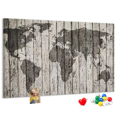 Korkbild Weltkarte auf einem Hintergrund aus Holzbrettern