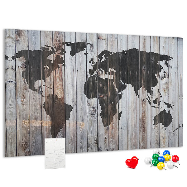 Korktafel mit Motiv einer Weltkarte auf Holzbrettern