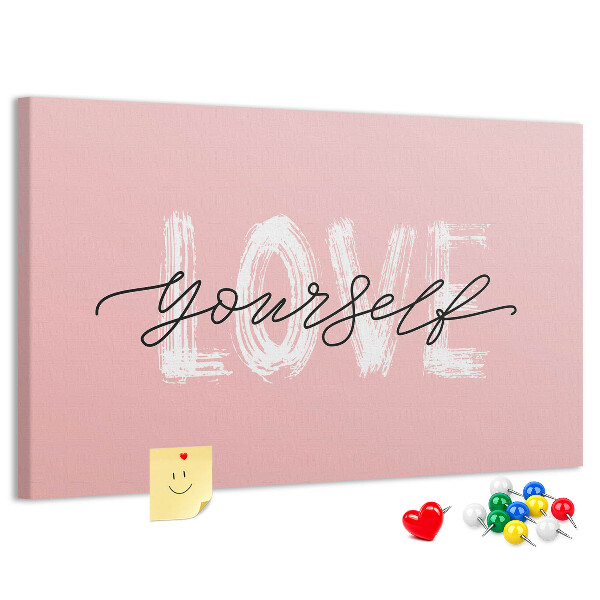 Kork-Pinnwand mit Motiv Selbstliebe auf rosa Hintergrund