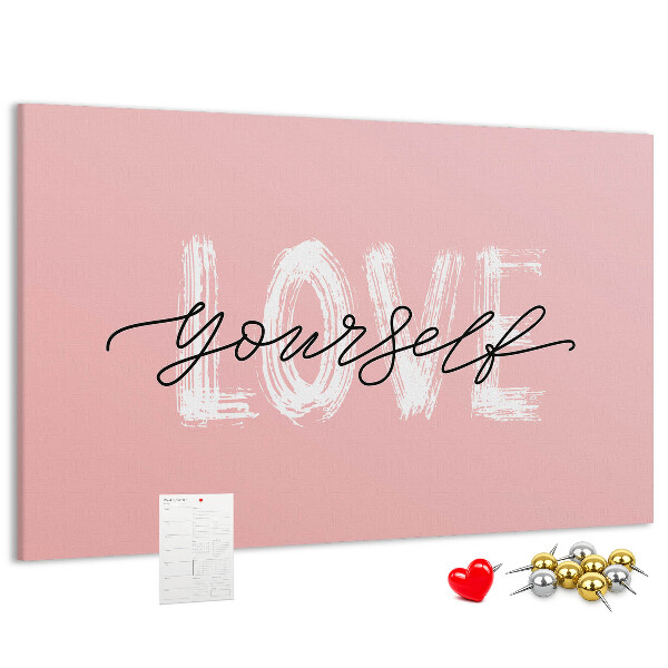 Kork-Pinnwand mit Motiv Selbstliebe auf rosa Hintergrund