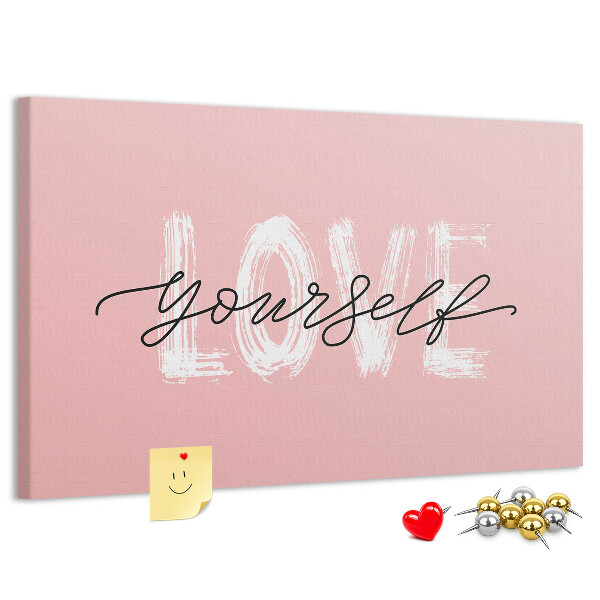 Kork-Pinnwand mit Motiv Selbstliebe auf rosa Hintergrund