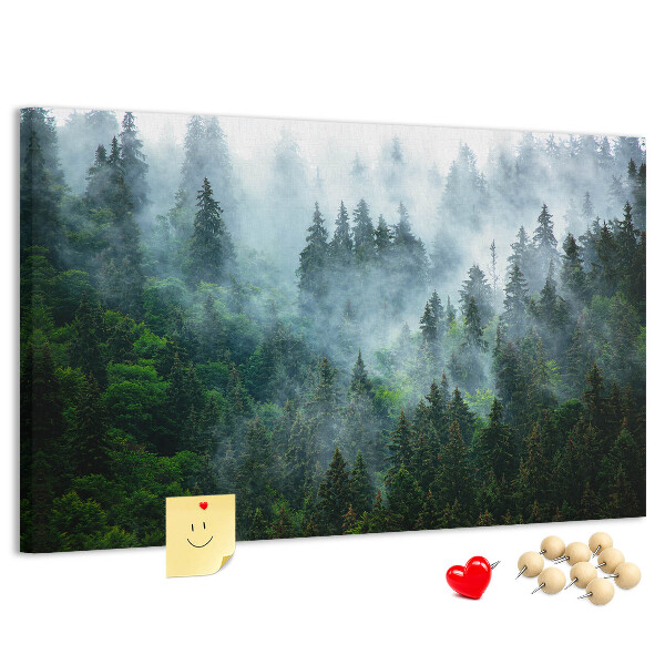 Korkbild nebelige Waldlandschaft mit Kiefern