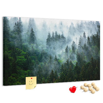 Korkbild nebelige Waldlandschaft mit Kiefern