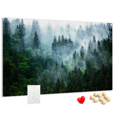 Korkbild nebelige Waldlandschaft mit Kiefern