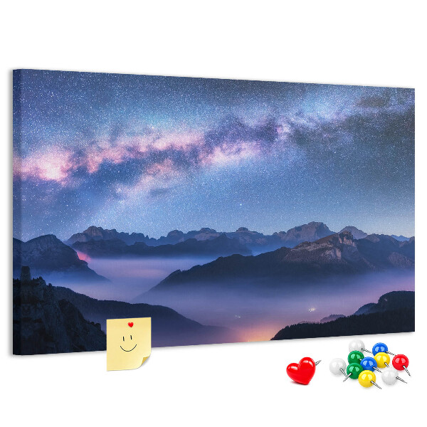 Korkbild Nachthimmel über einer Berglandschaft