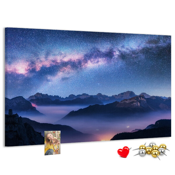 Korkbild Nachthimmel über einer Berglandschaft