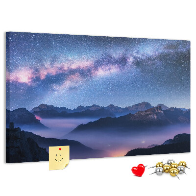 Korkbild Nachthimmel über einer Berglandschaft