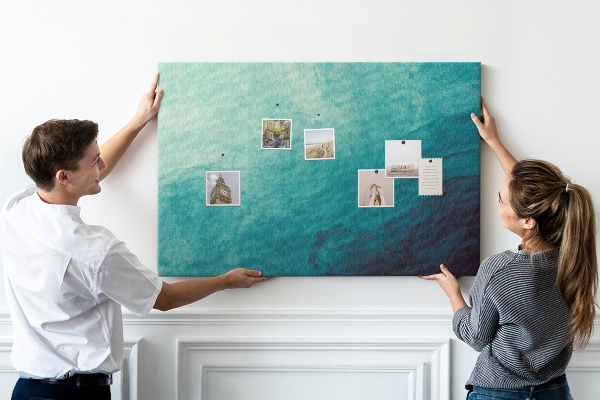 Bilder mit Korkrückwand blaue Wellen in einer friedlichen Komposition