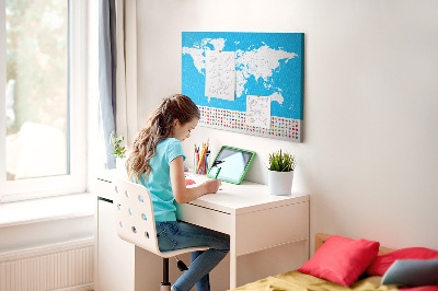 Korktafel bunte Weltkarte mit Länderflaggen