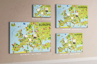Europa-Karte mit Korkrückwand farbenfrohes Design mit kulturellen Symbolen
