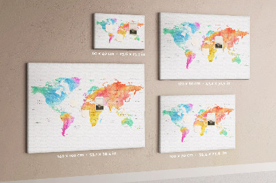 Weltkarte in Aquarelloptik mit praktischer Korkrückwand
