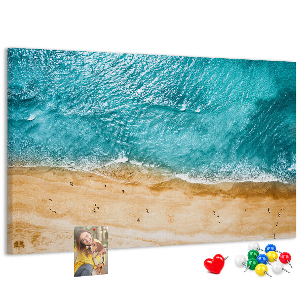 Korkbild mit Motiv Strand, Wellen und Fußspuren