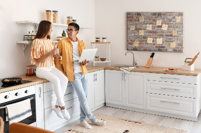 Bild mit Korkrückwand Ziegelwandmotiv mit natürlicher Oberfläche