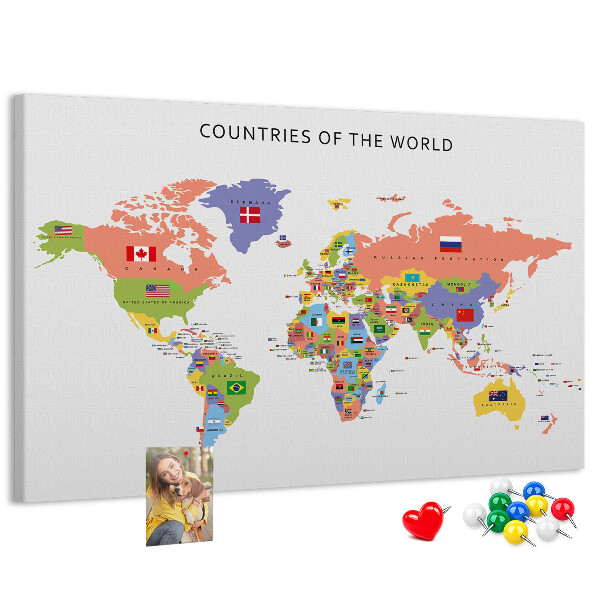 Weltkarte mit Korkrückwand mit markierten Ländern