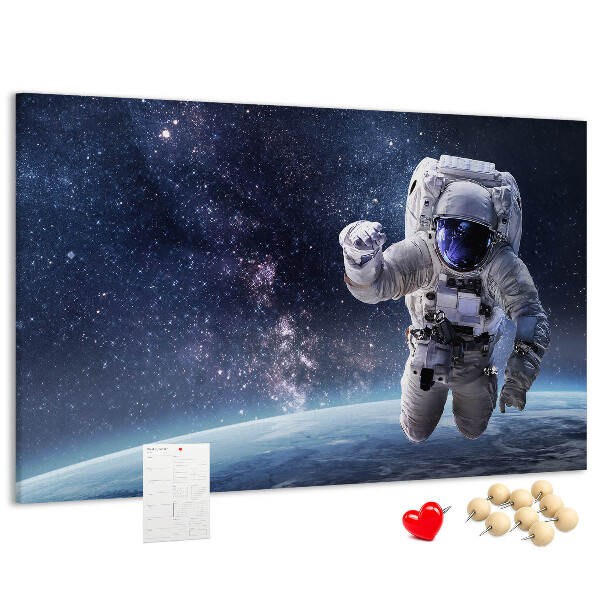 Korktafel mit Motiv Astronaut im Weltraum