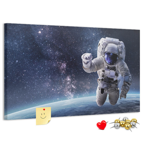 Korktafel mit Motiv Astronaut im Weltraum