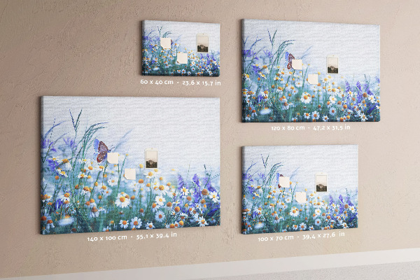 Kork-Pinnwand mit Wiesenmotiv, Schmetterlingen und Blumen