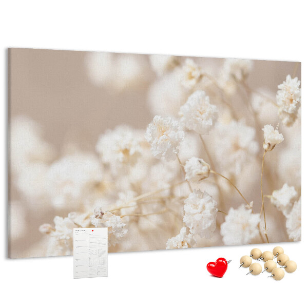 Kork-Pinnwand mit Motiv zarte weiße Blüten auf neutralem Hintergrund