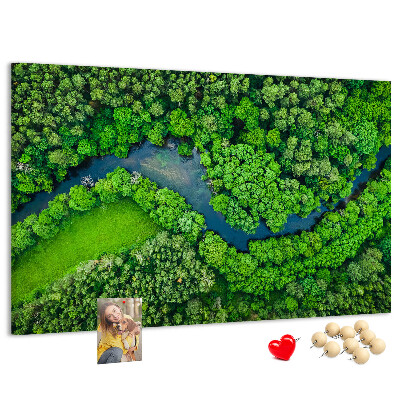 Korkbild mit einer grünen Landschaft und einem gewundenen Fluss