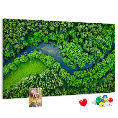 Korkbild mit einer grünen Landschaft und einem gewundenen Fluss