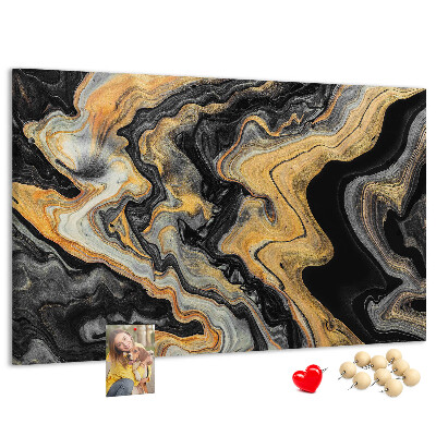 Korktafel mit abstraktem Wellenmuster in Gold und Schwarz