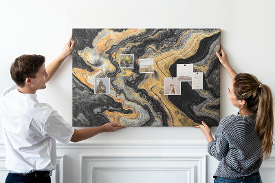 Korktafel mit abstraktem Wellenmuster in Gold und Schwarz