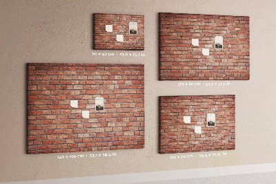 Korktafel mit Motiv Backsteinmauer in warmen Farbtönen