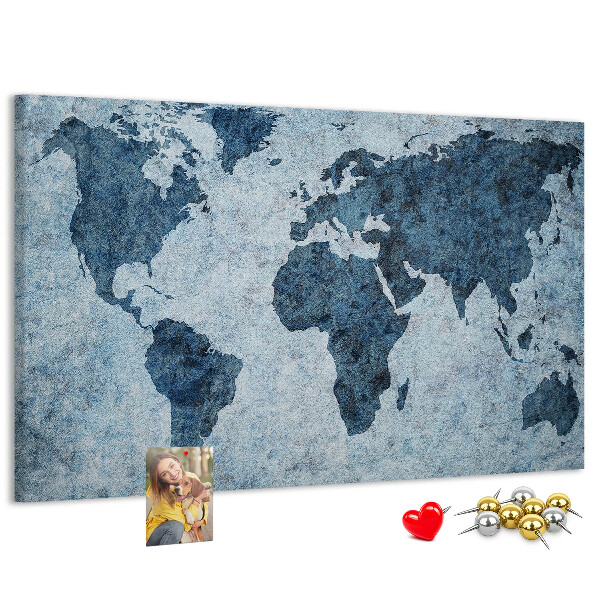 Korktafel mit Motiv einer antiken Weltkarte in Blautönen