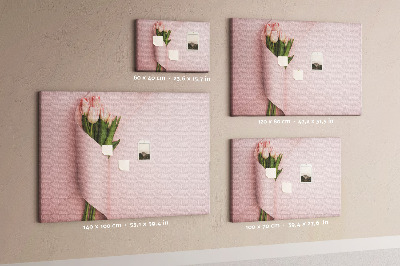 Kork-Pinnwand mit Motiv zarte Tulpen auf rosa Hintergrund