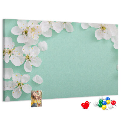 Bild mit Korkrückwand Blumenmotive auf pastellfarbenem Hintergrund