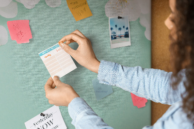 Bild mit Korkrückwand Blumenmotive auf pastellfarbenem Hintergrund