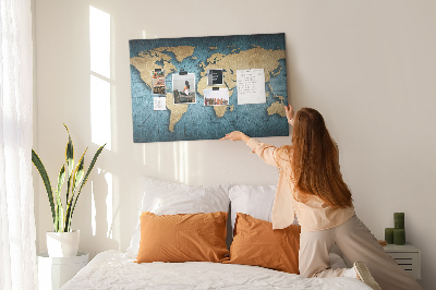 Korktafel mit Motiv einer antiken Weltkarte mit Kompass