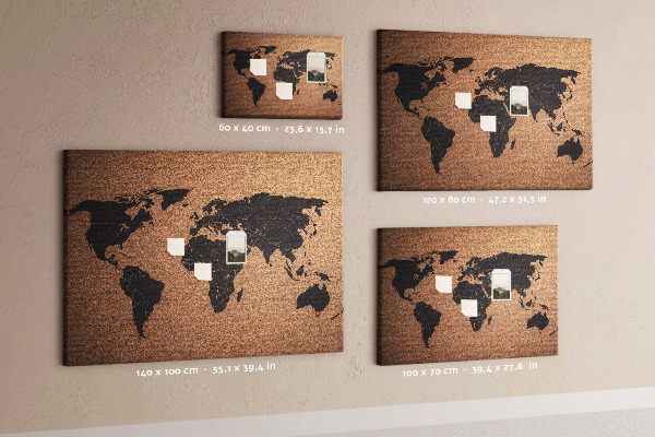 Korktafel in Form einer Weltkarte