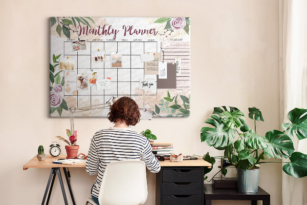 Korktafel mit floralem Monatskalender-Design