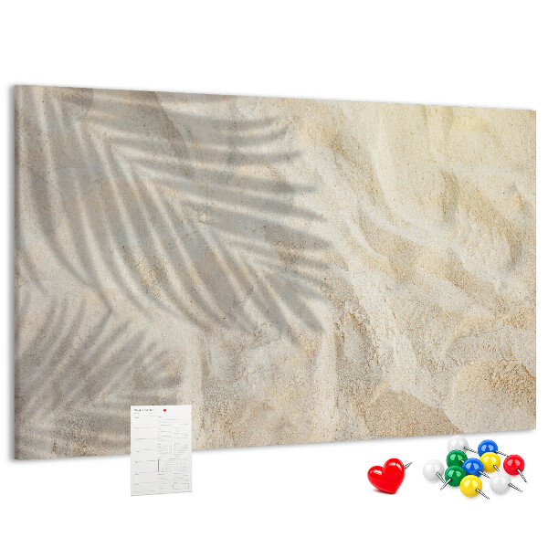 Korkbild warmer Strandsand mit zarten Schatten