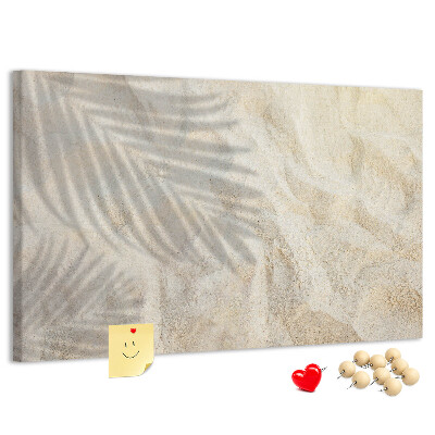 Korkbild warmer Strandsand mit zarten Schatten