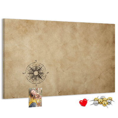 Korktafel mit Motiv einer antiken Karte und Kompass